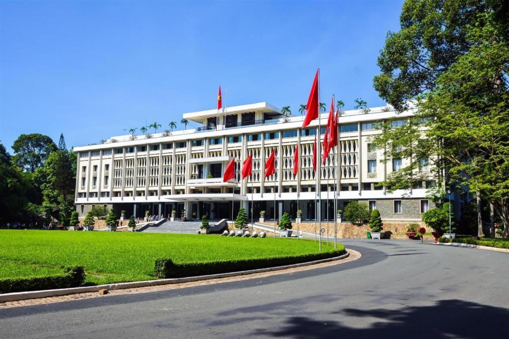 The White Hotel 8A Thai Van Lung Cidade de Ho Chi Minh Exterior foto